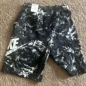 Nike boys Black and White Shorts